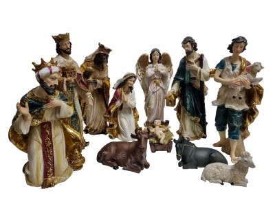 9215 Christmas Crib