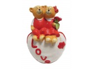 CC83007 Figurine