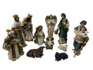 9215 Christmas Crib
